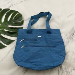 Baggallini Tote Shoulder Bag Purse Light Blue Nylon Zipper Pockets Large